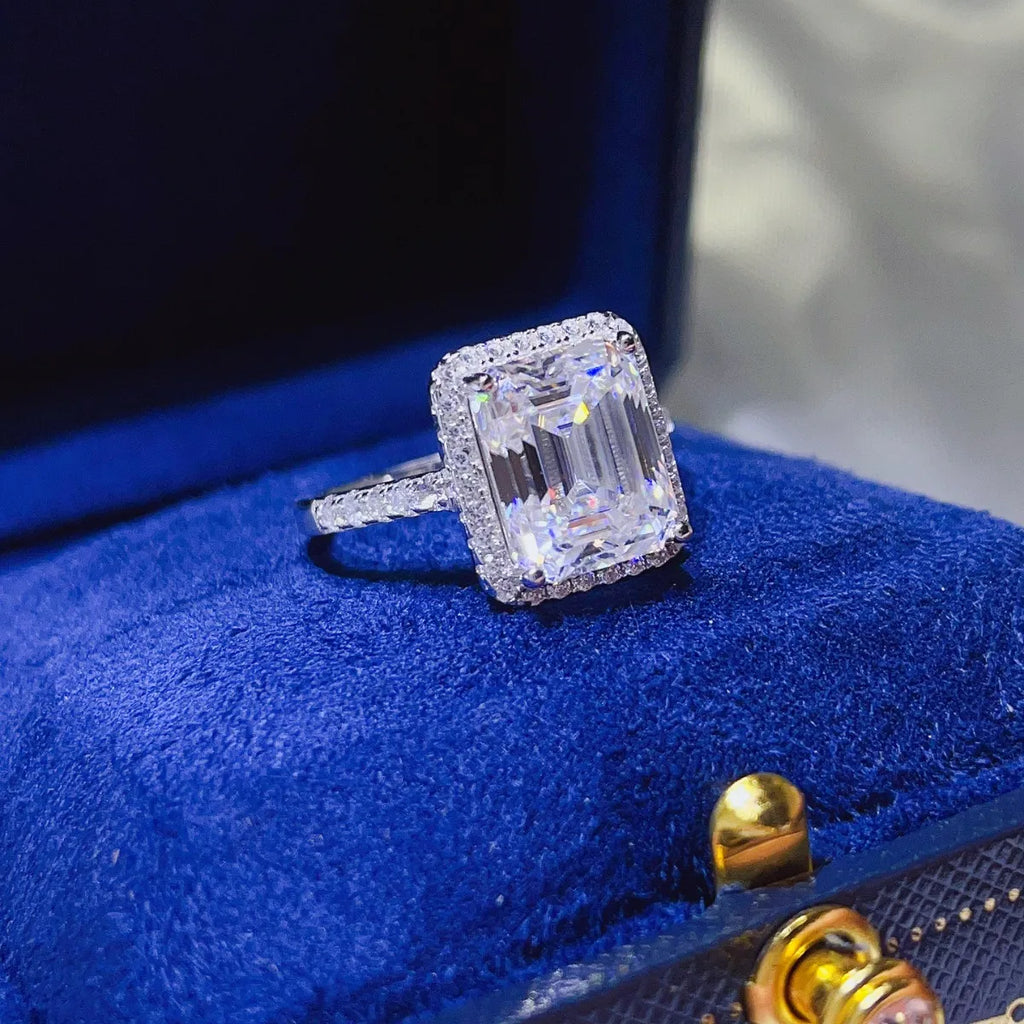 5 Carat Moissanite Silver Ring in 925 Sterling Silver - Shopthatapp.ca