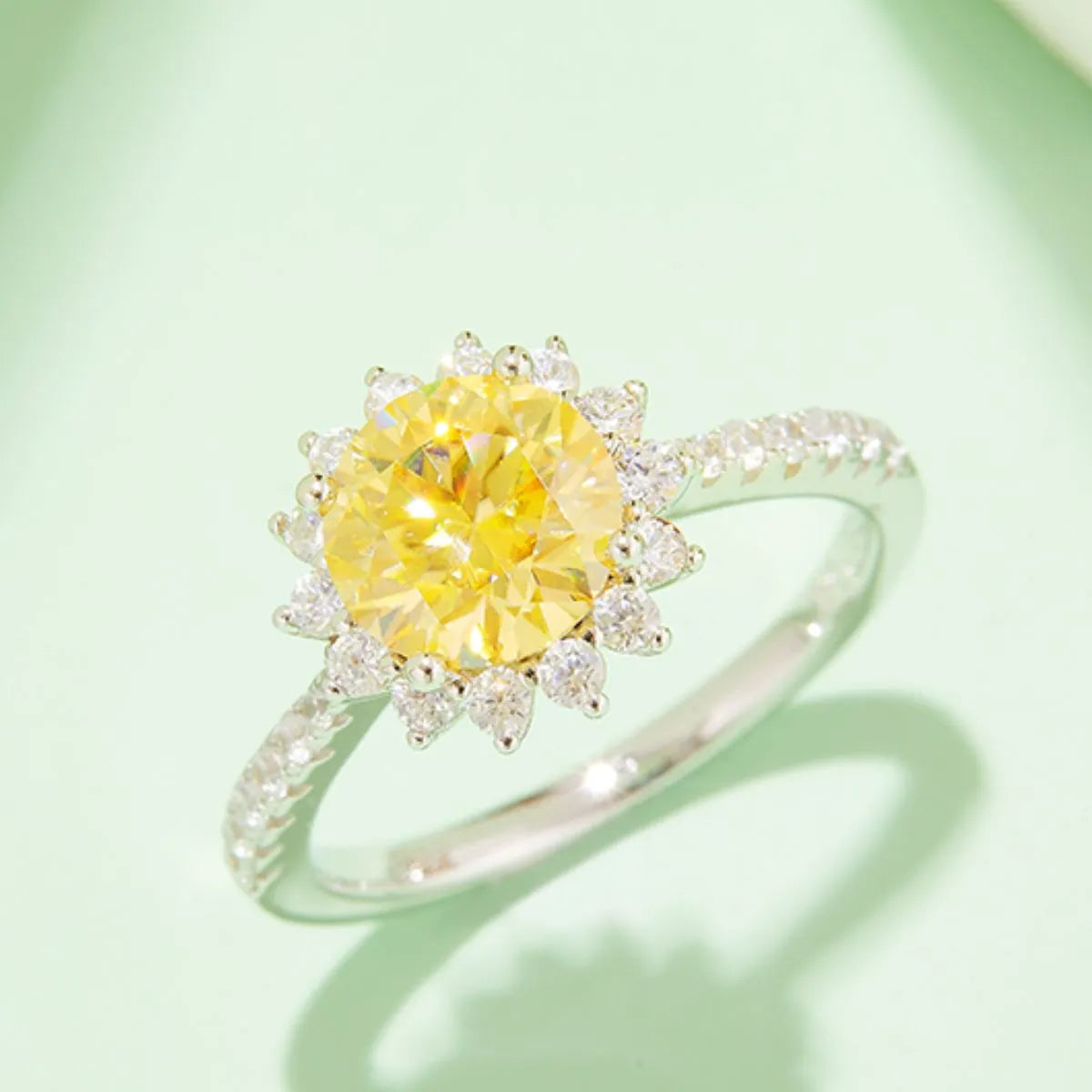 2 Carat Moissanite Silver Ring in 925 Sterling Silver - Shopthatapp.ca