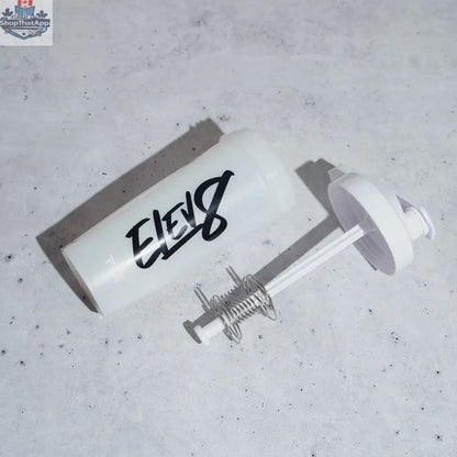 Elev8 Elev8 Activ shaker bottle for mixing drinks and staying hydrated, with a leak-proof lid and ergonomic design.