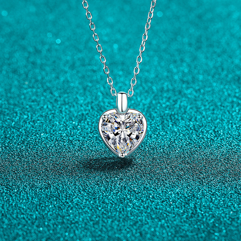 2 Carat Moissanite Heart Shape Necklace in 925 Sterling Silver - Shopthatapp.ca
