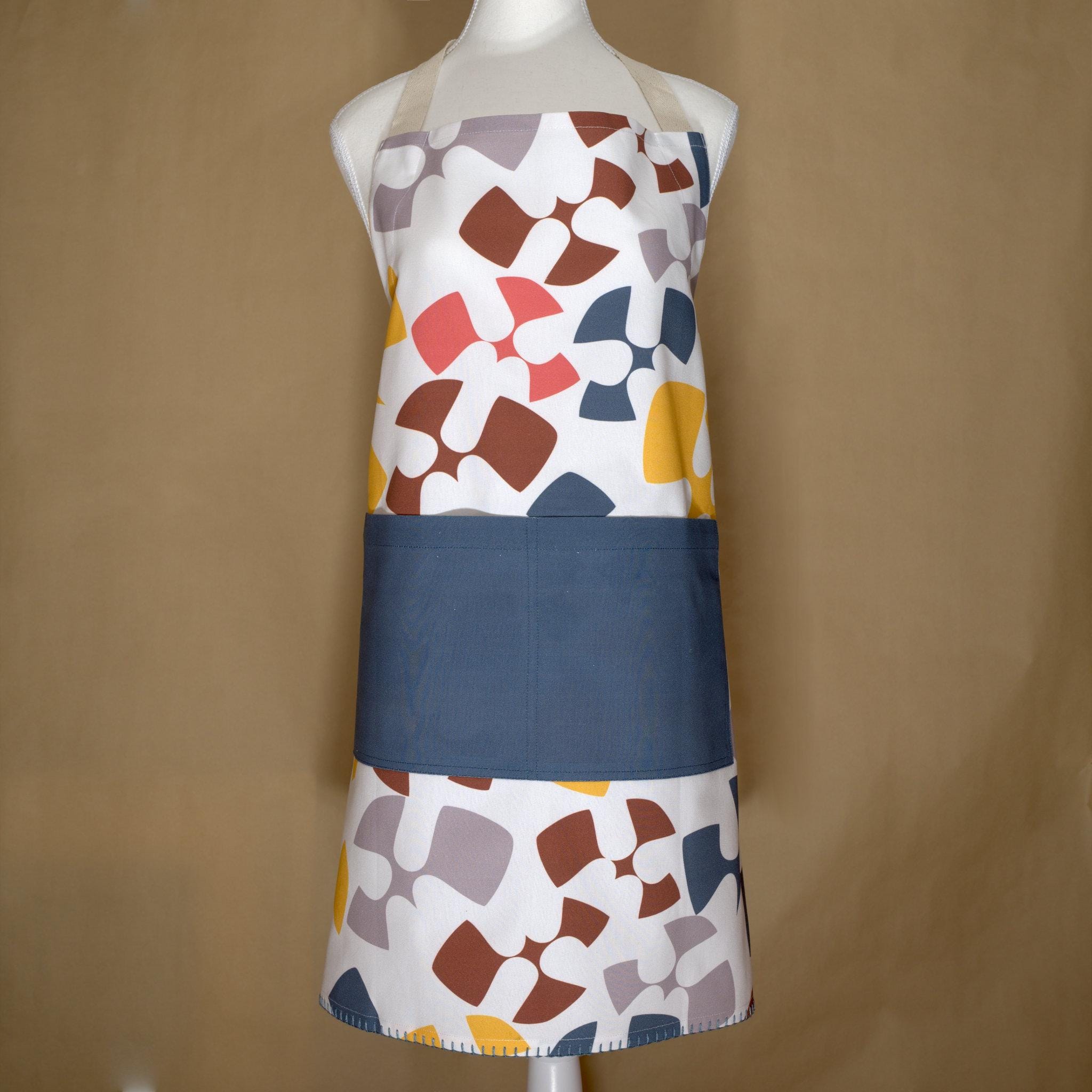 The Flutter: Designer Aprons (2 Colors) - Shopthatapp.ca