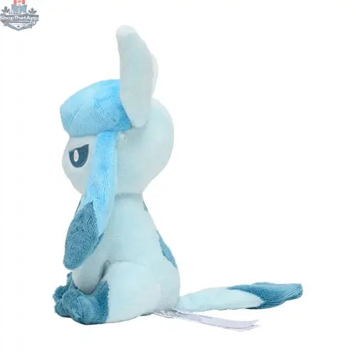 Glaceon Pokémon fit figure by Banana Games & Hobby showing detailed ice-type Pokémon collectible in a standing pose