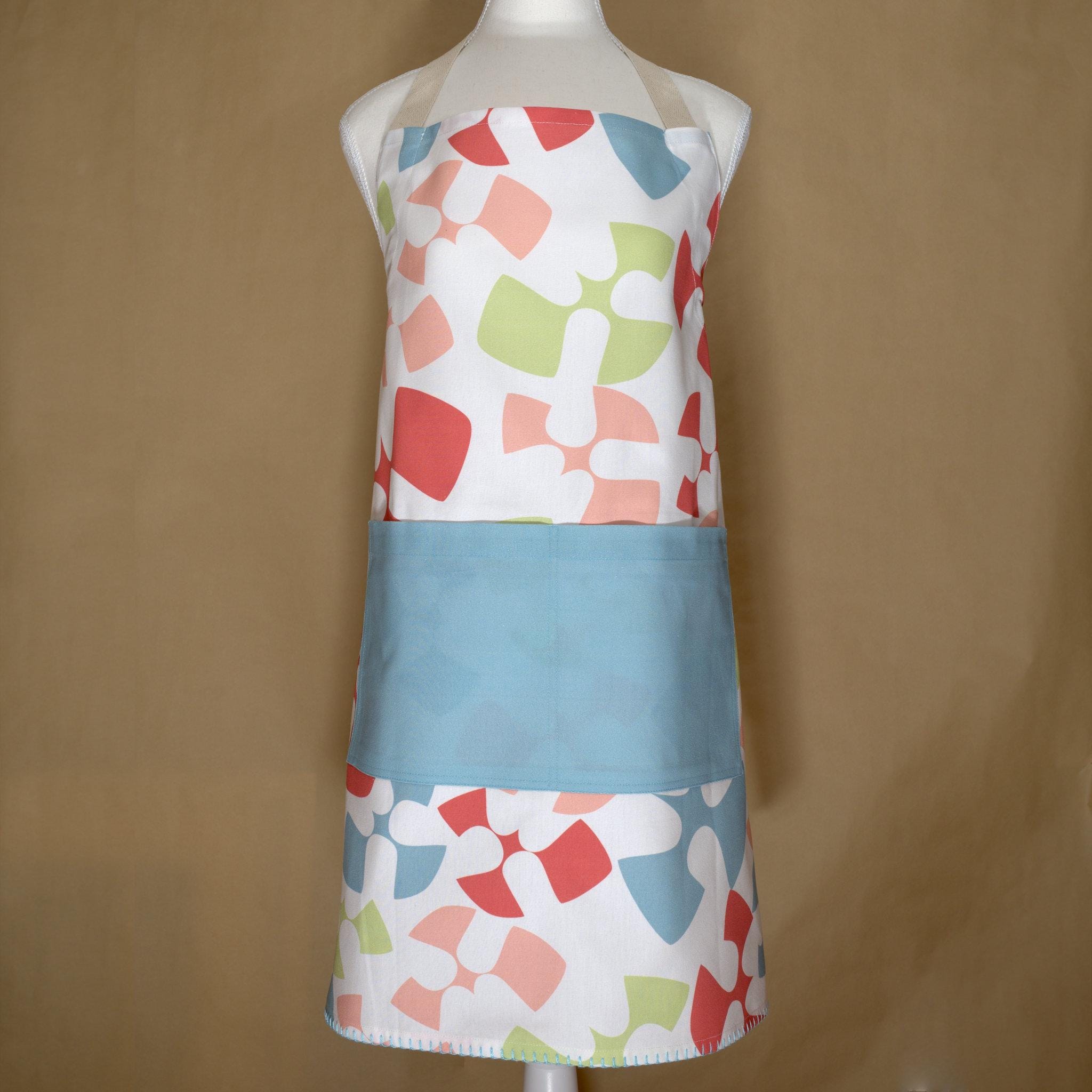 The Flutter: Designer Aprons (2 Colors) - Shopthatapp.ca