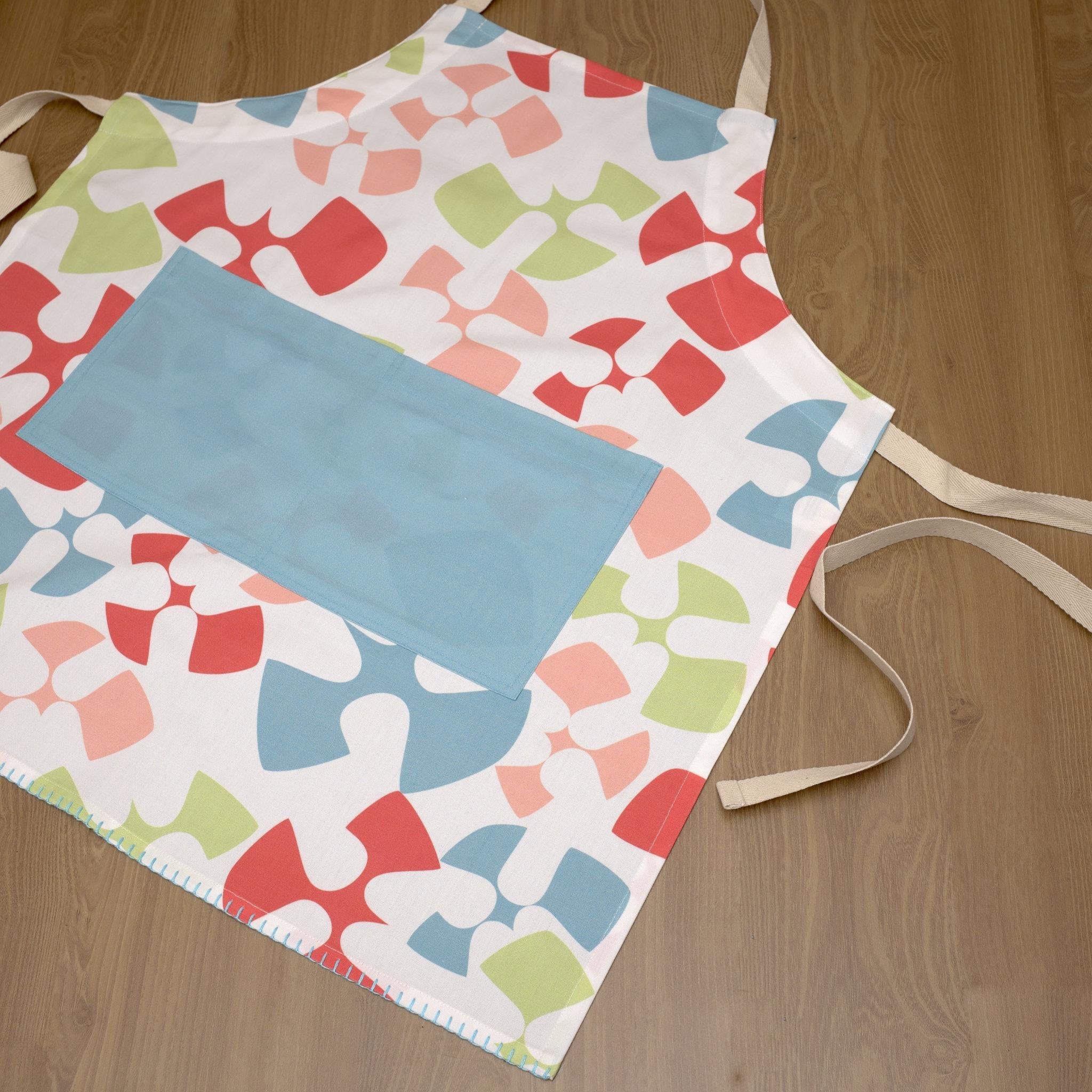 The Flutter: Designer Aprons (2 Colors) - Shopthatapp.ca