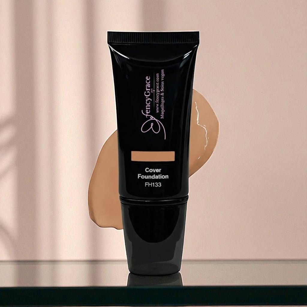 Fond de Teint Vegan Dina 133 - Couvrance Totale | FencyGrace Vegan Foundation Dina 133 - Shopthatapp.ca