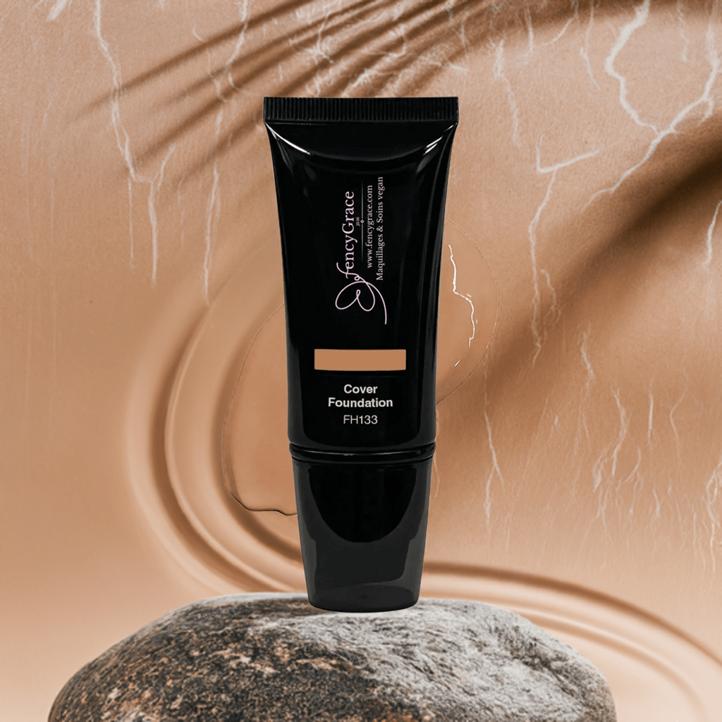 Fond de Teint Vegan Dina 133 - Couvrance Totale | FencyGrace Vegan Foundation Dina 133 - Shopthatapp.ca