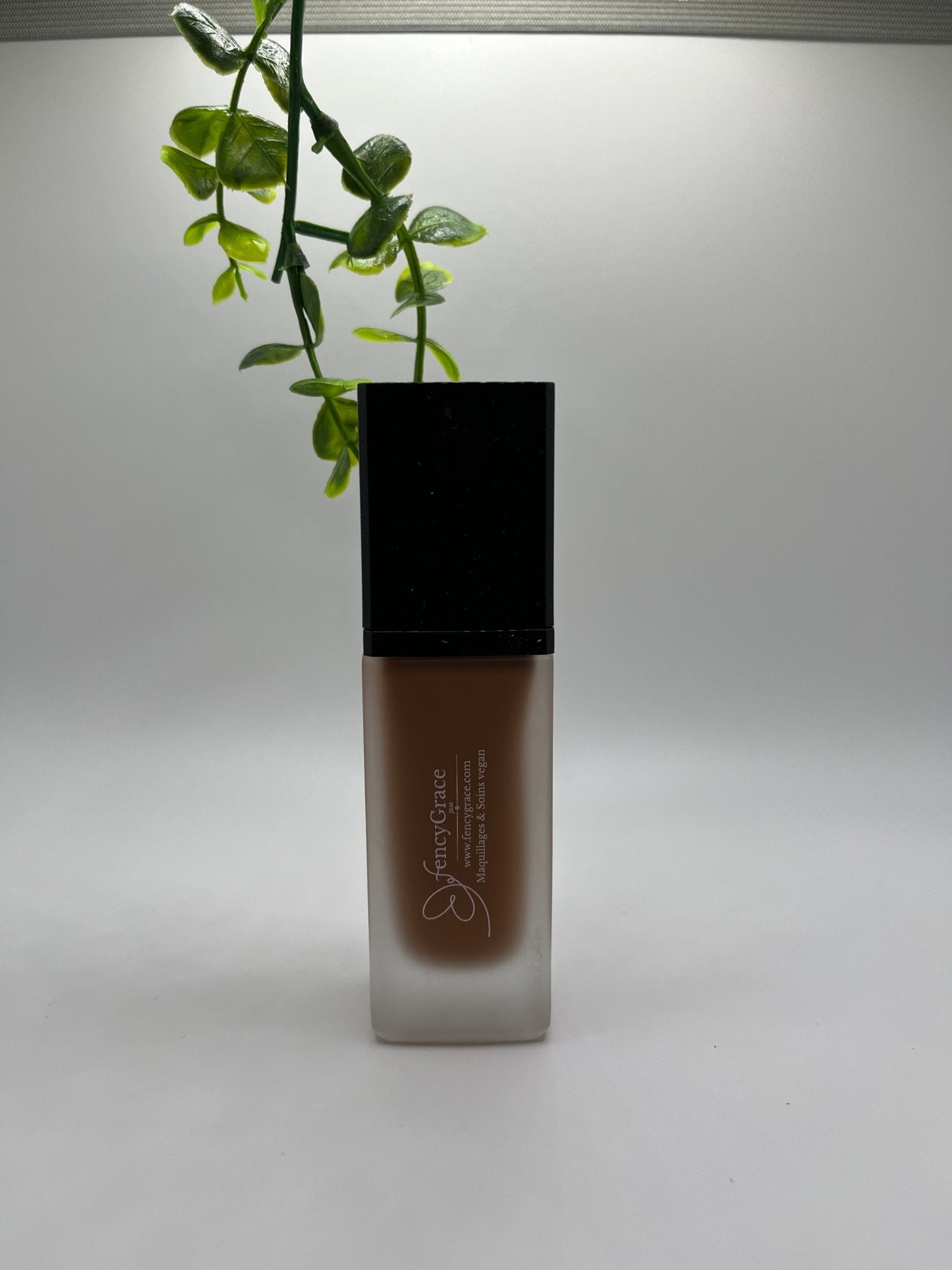 Fond de teint vegan hydratant FencyGrace - Miriam 101 - Shopthatapp.ca