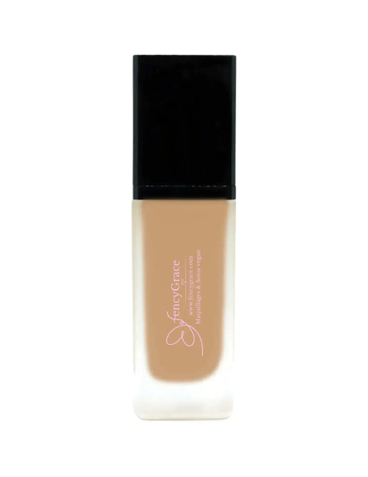 Vegan hydrating foundation FencyGrace Zoé 120 with natural coverage and luminous finish, long-lasting for a radiant look.
