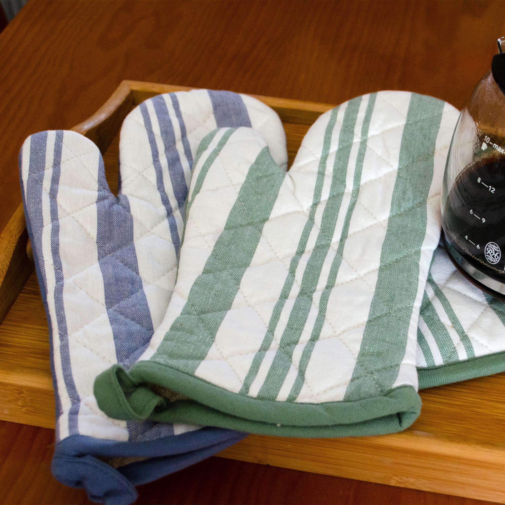 Decade Classics-Oven Mitt and Pot Holder - Shopthatapp.ca