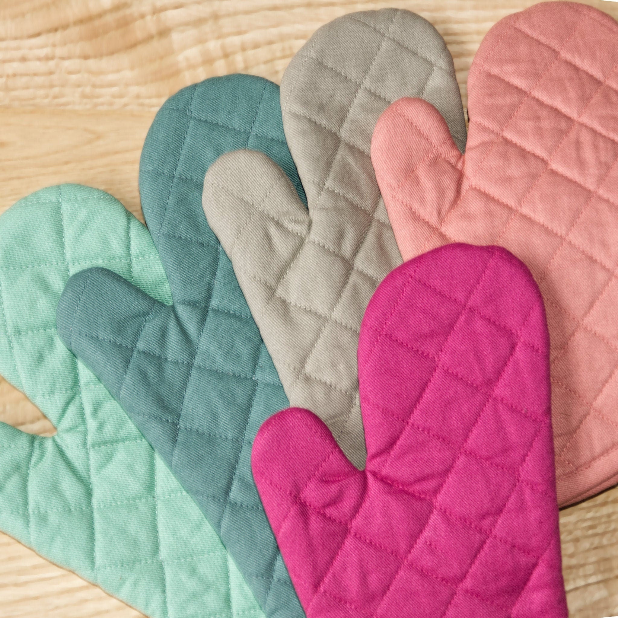 Grill & Drill-Tough Oven Mitt and Pot Holder - Shopthatapp.ca