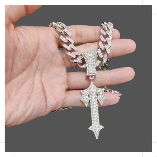 Elevate Your Style with the Silver Cuban Link Chain