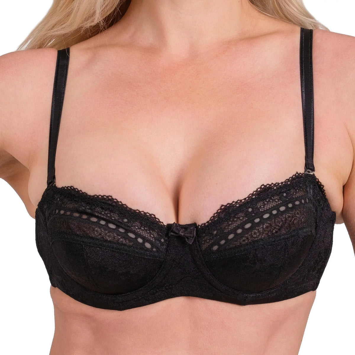 Women's lace underwire bra by Hazel Textile, full coverage with elegant lace design and supportive structure.