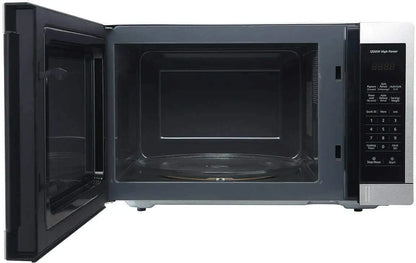 Refurbished Panasonic 1.3 cu ft stainless steel microwave model NN-SC678S with digital display and turntable.