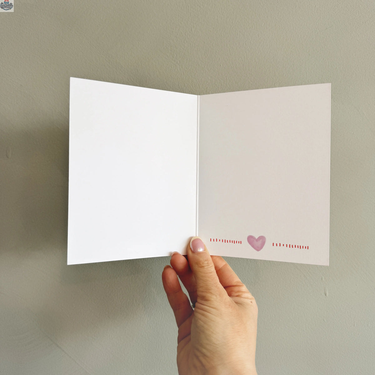 Love you Mom greeting card by HoraceJewelry, featuring heartfelt "Je t'aime Maman" message on elegant paper.