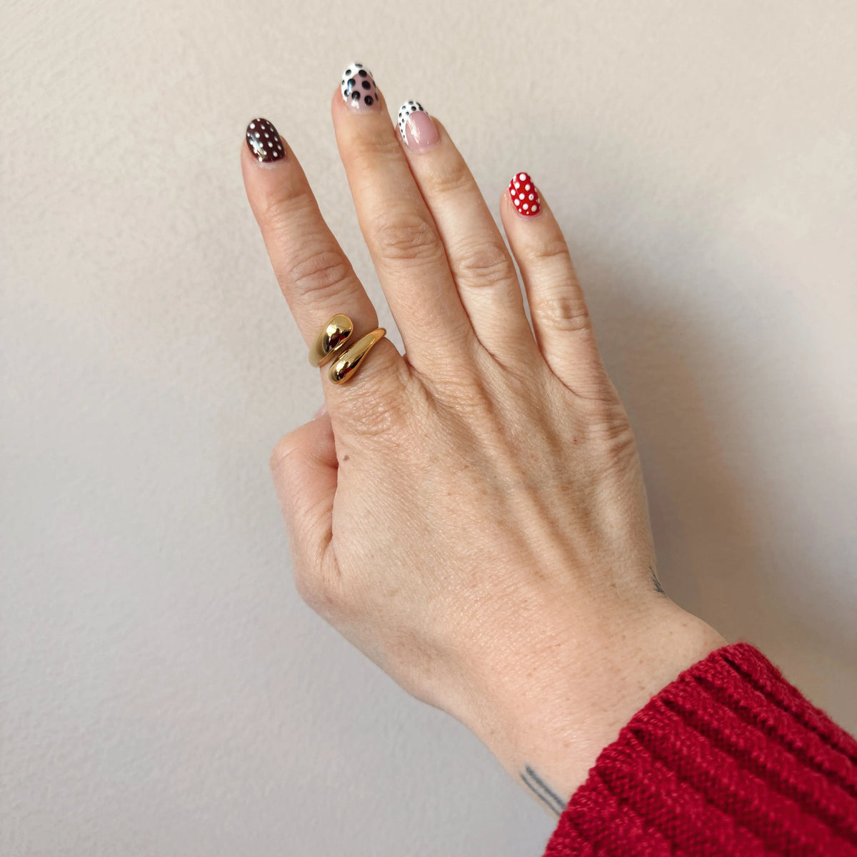 Elegant silver baguette ring by HoraceJewelry, featuring a sleek, minimalist design with fine craftsmanship.