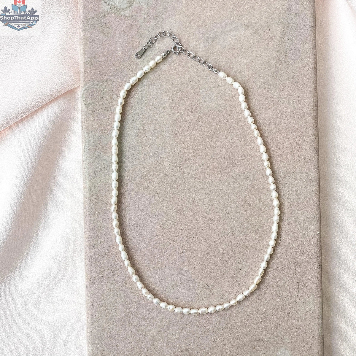 HoraceJewelry Rela Product collier featuring elegant design, perfect for style and everyday wear.