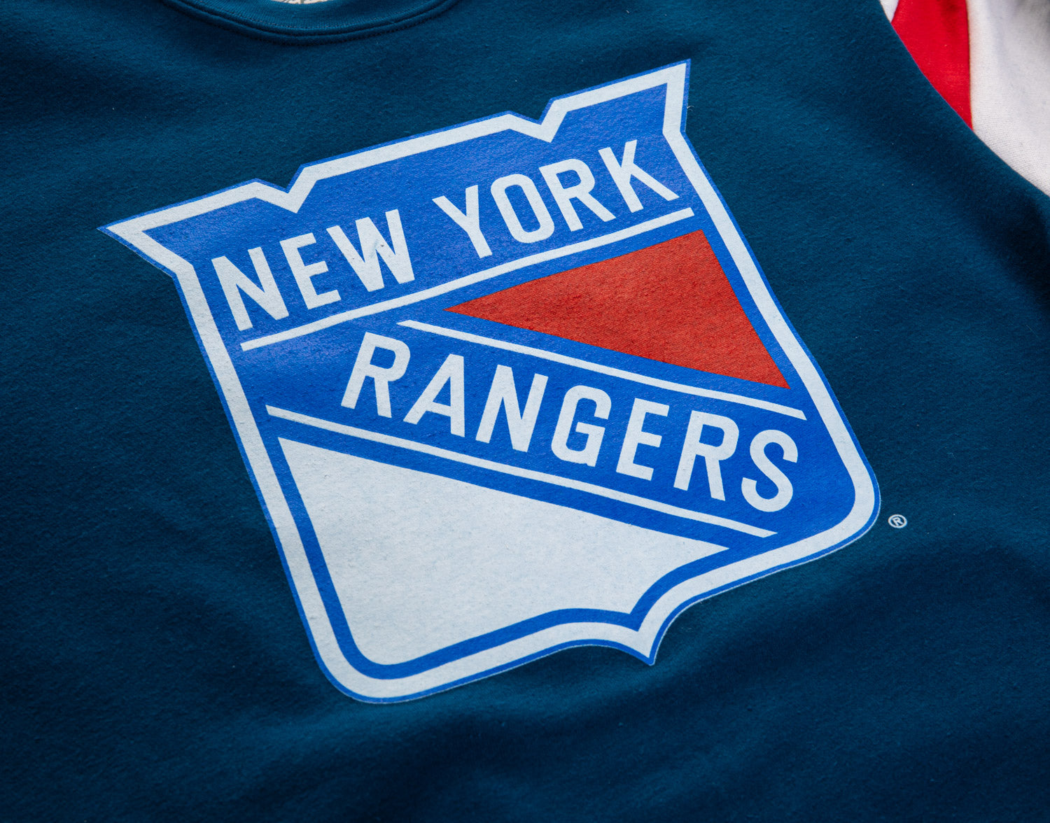 New York Rangers Varsity Retro Style Crewneck Sweatshirt - Shopthatapp.ca