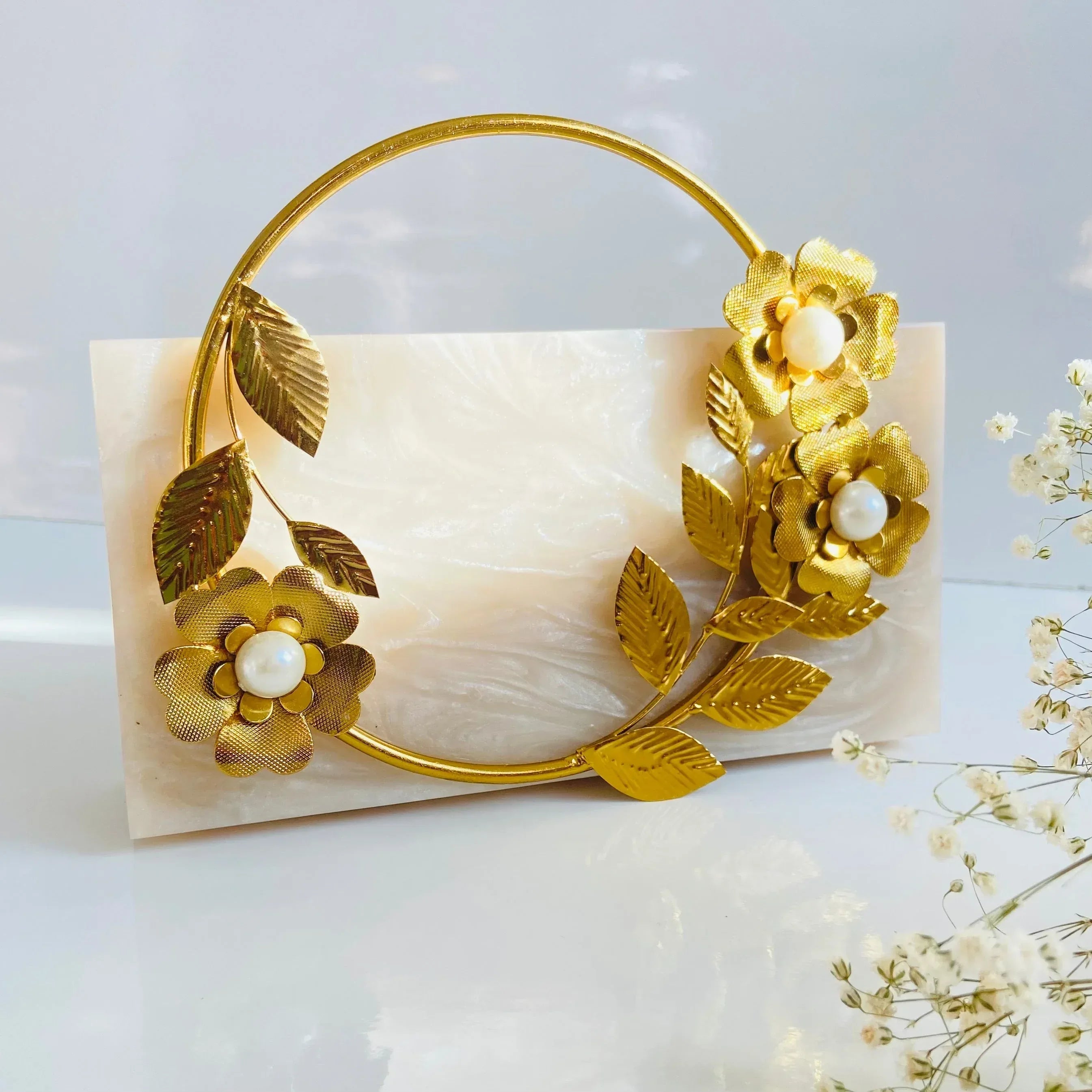 ALINA Elegant Clutch - Elevate Your Style with Timeless Elegance