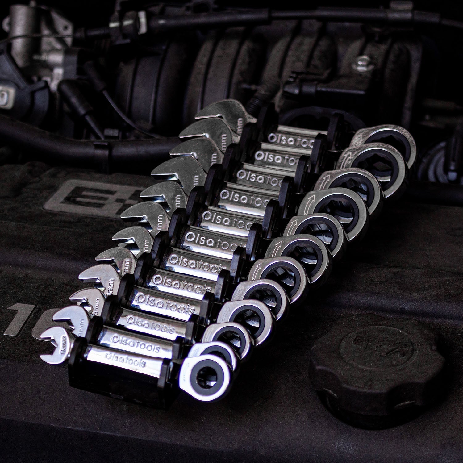 120 Tooth Ratcheting Wrench Set - Stubby Design for Maximum Torque and Accessibility