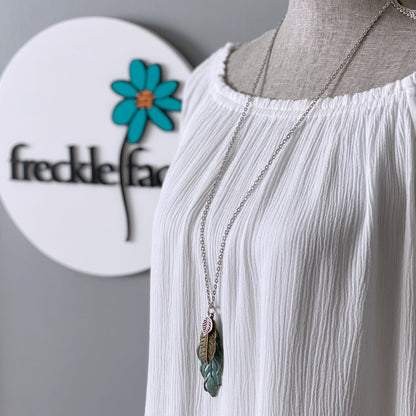 Patina Feather Necklace - Shopthatapp.ca