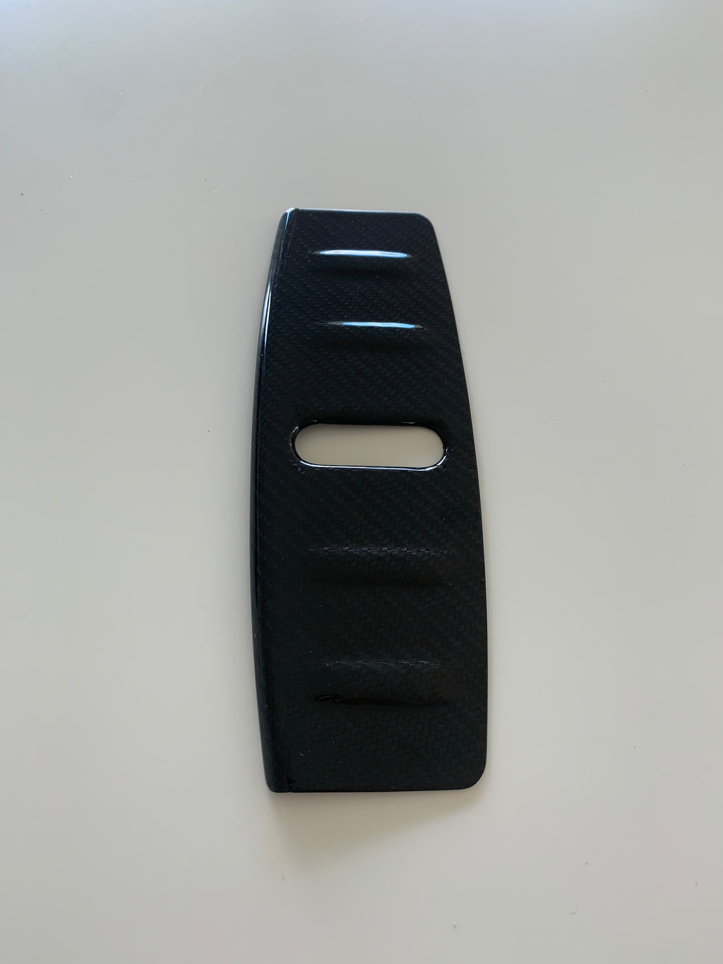 Schutzblende Model 3 Frunk Performance Optik  Echt Carbon