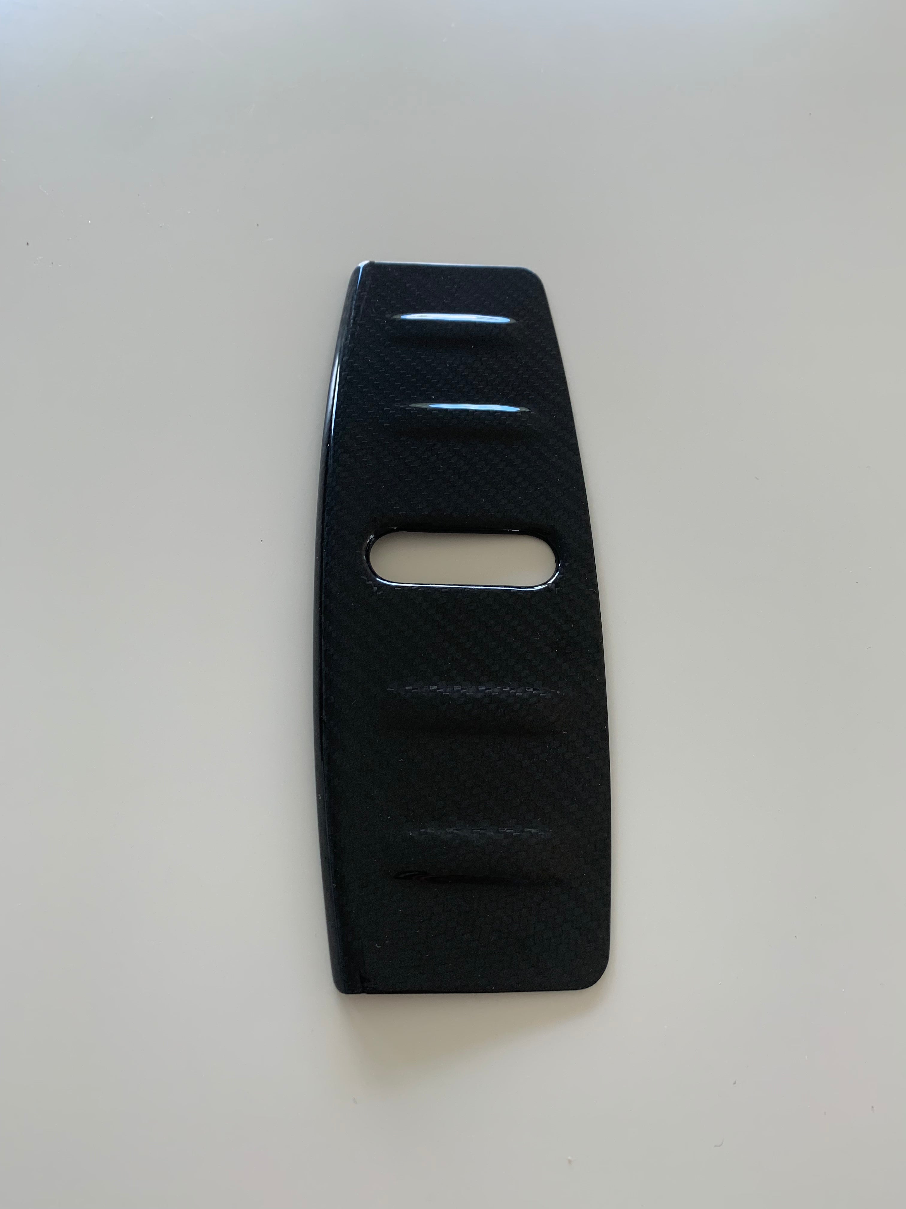 Schutzblende Model 3 Frunk Performance Optik  Echt Carbon