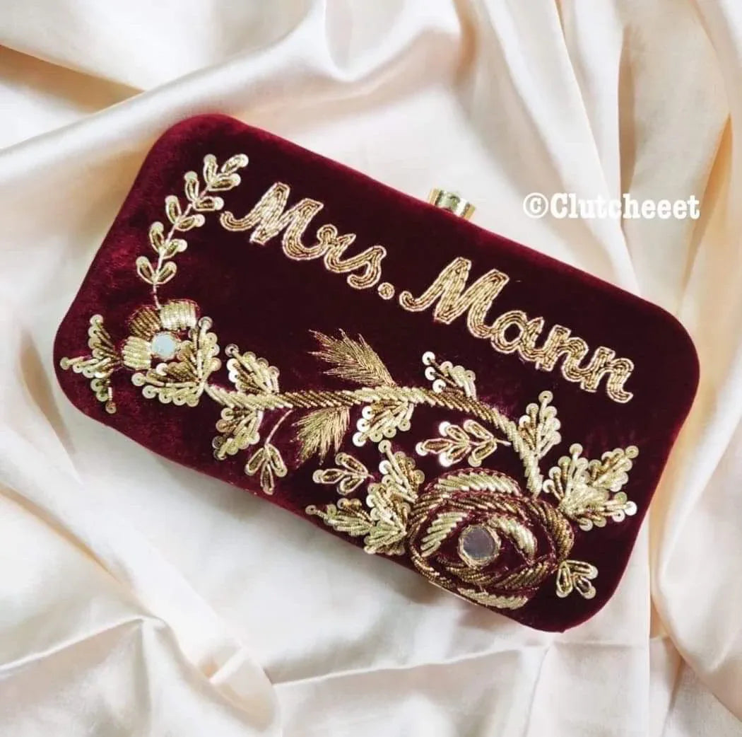 Personalized Velvet Handbag: Tailored Elegance for Every Occasion