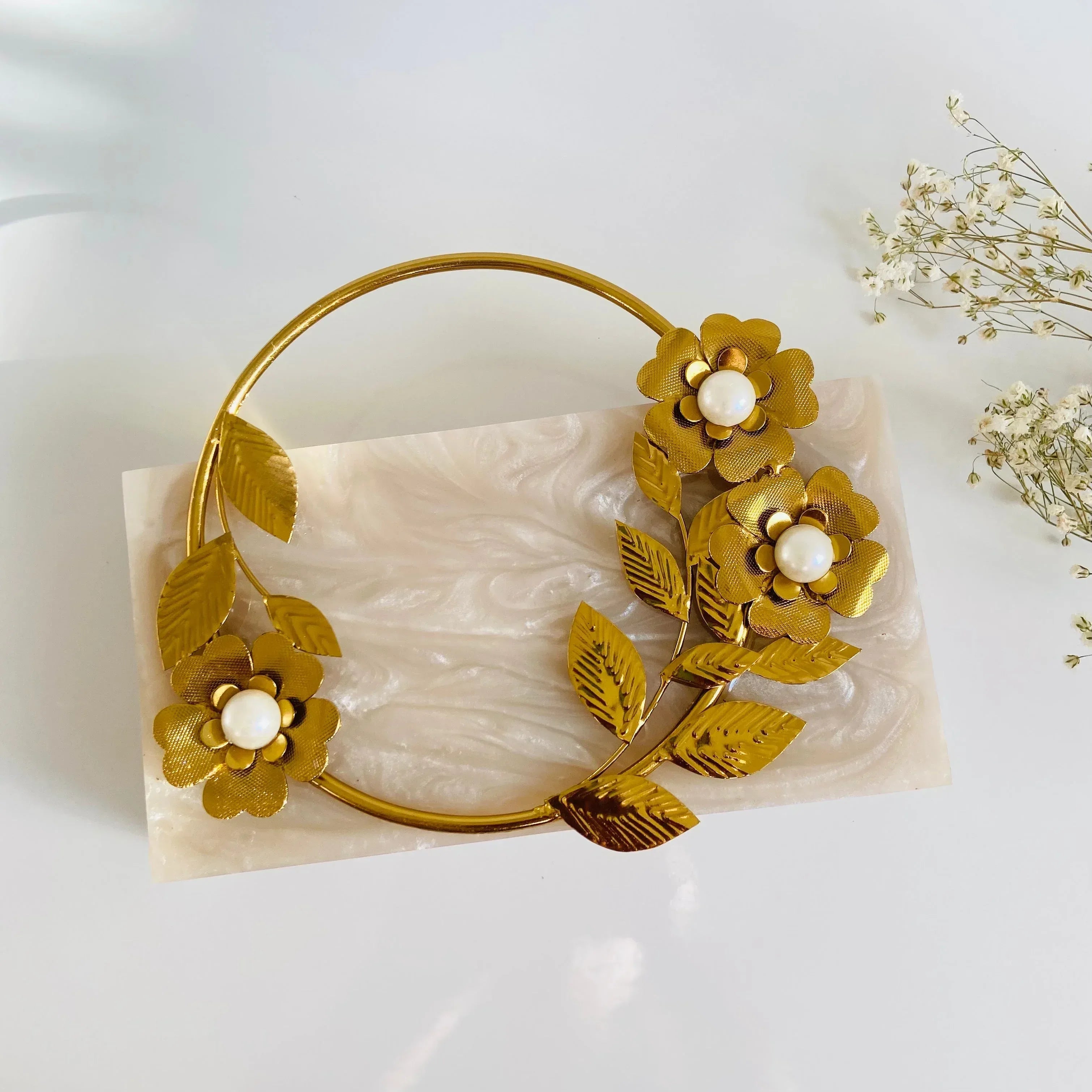 ALINA Elegant Clutch - Elevate Your Style with Timeless Elegance