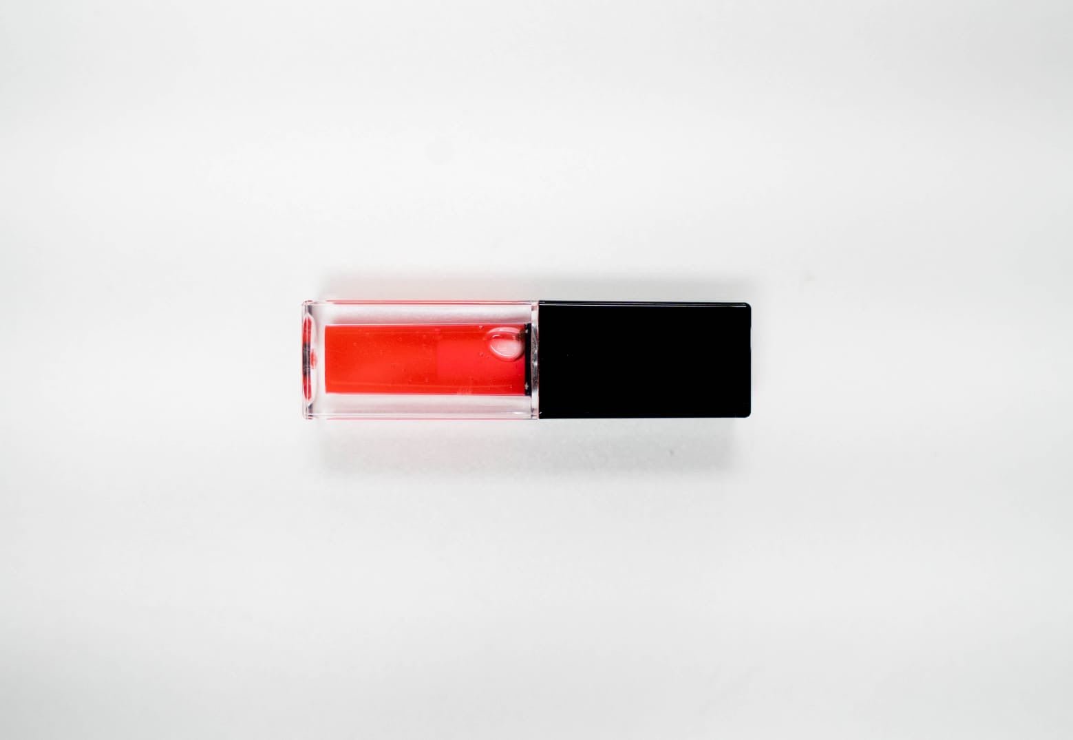 Fruit Repulpant Lip Oil - Vegan Brilliance & Lip Care | FencyGrace Canada - Shopthatapp.ca