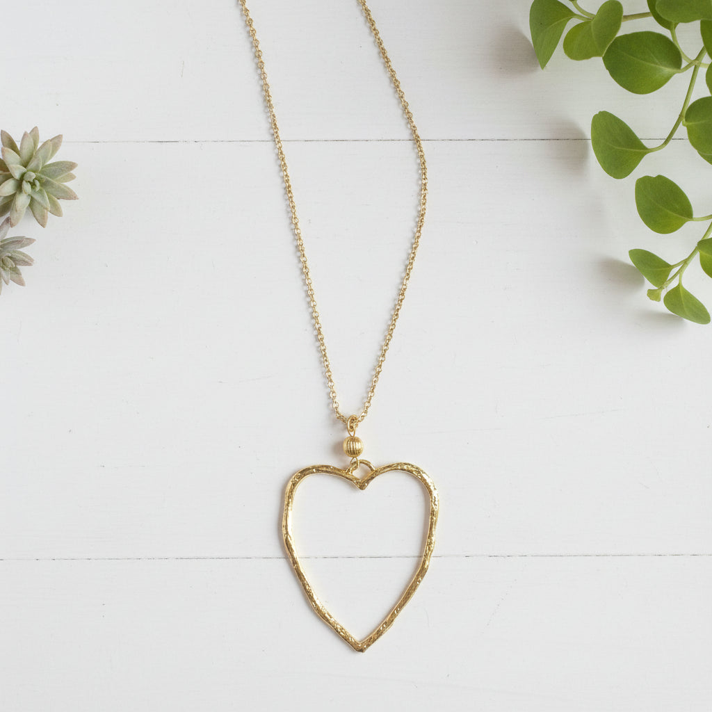 Chain Necklace with Open Heart Pendant - Gold Plate | Gold Heart Pendant Necklace - Shopthatapp.ca