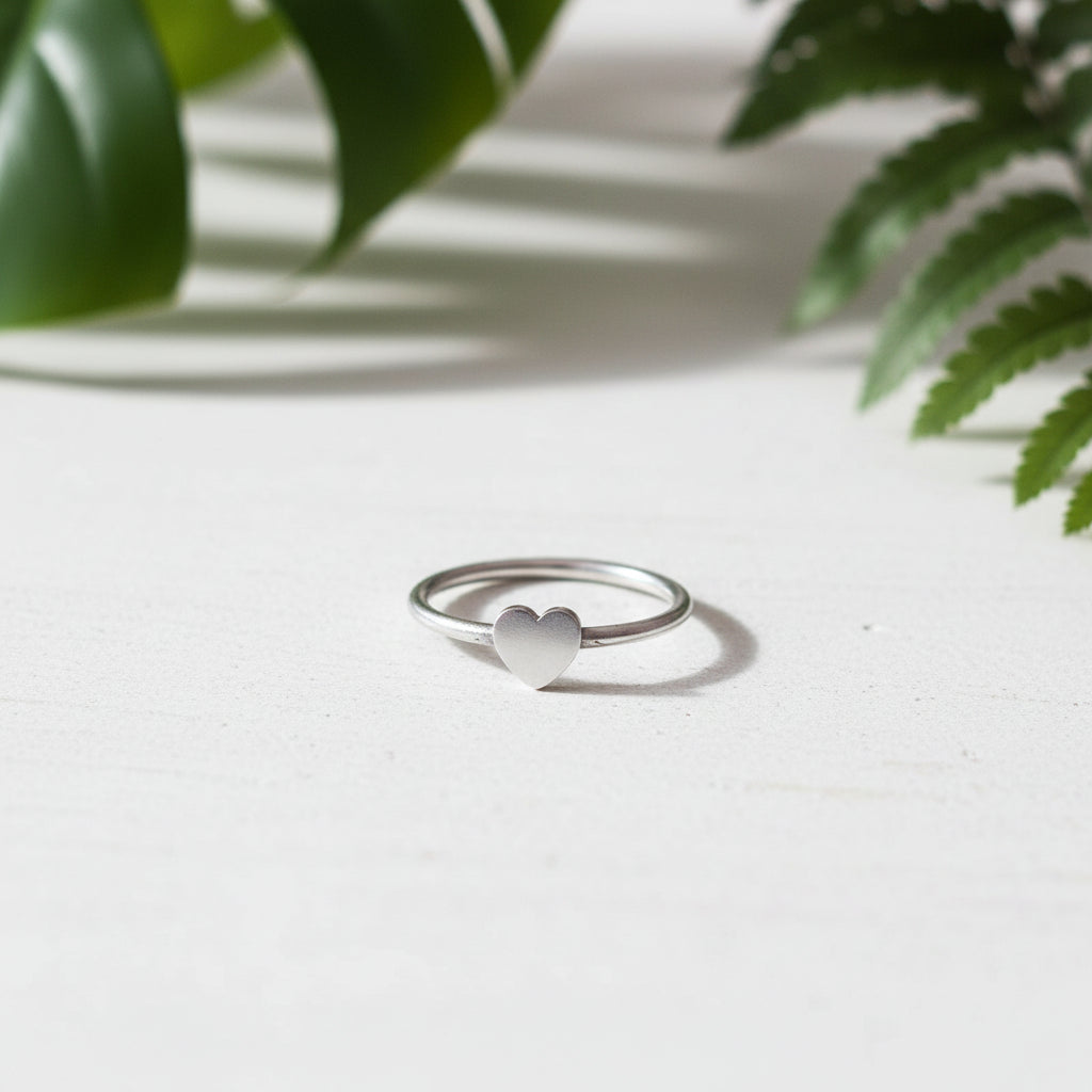 Heart Ring in Silver Plate - Stunning Silver Plated Heart Ring for Every Occasion - Shopthatapp.ca