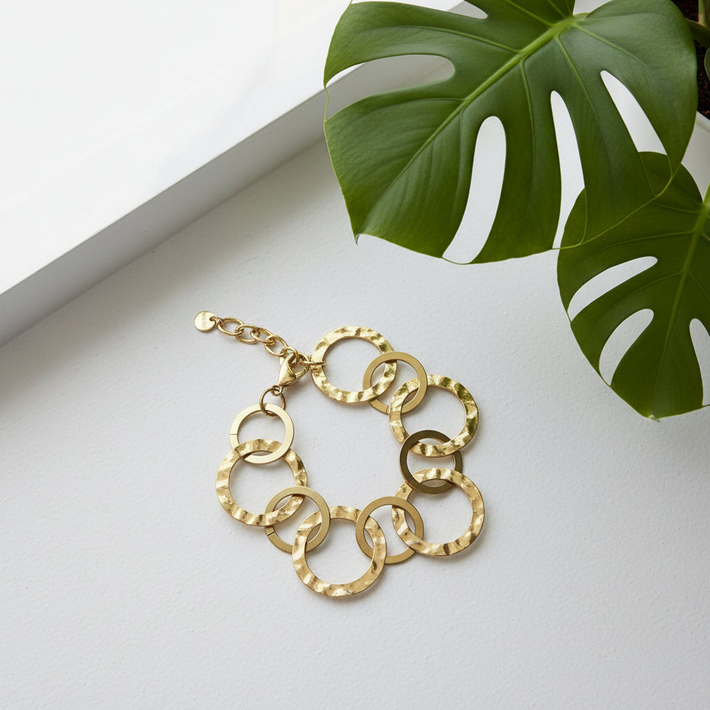 Linked Circle Bracelet - Gold Stainless Steel - Shopthatapp.ca