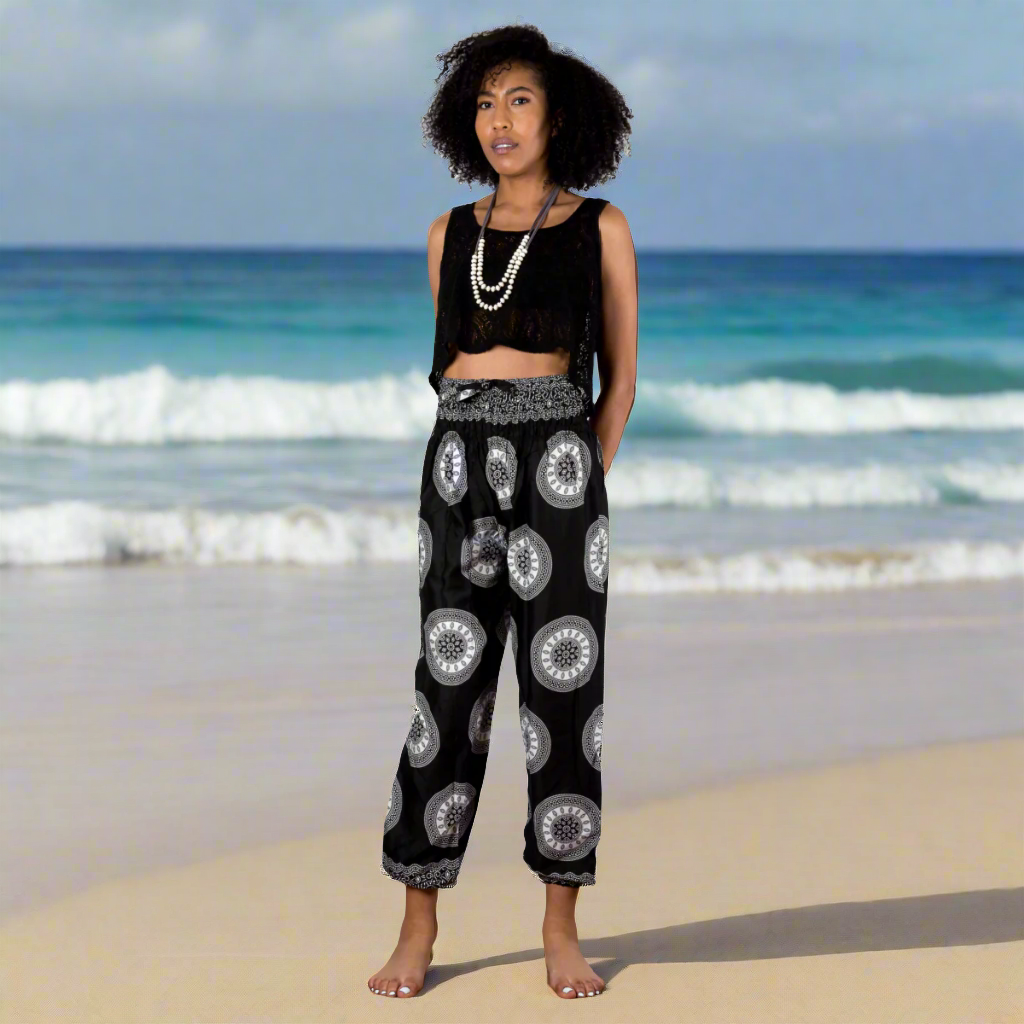 Black and White Bali Pants – Stylish Comfort with Circle Print - Shopthatapp.ca
