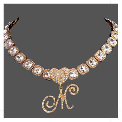 Gold Cursive Letter Pendant Necklace - Elevate Your Elegance - Shopthatapp.ca
