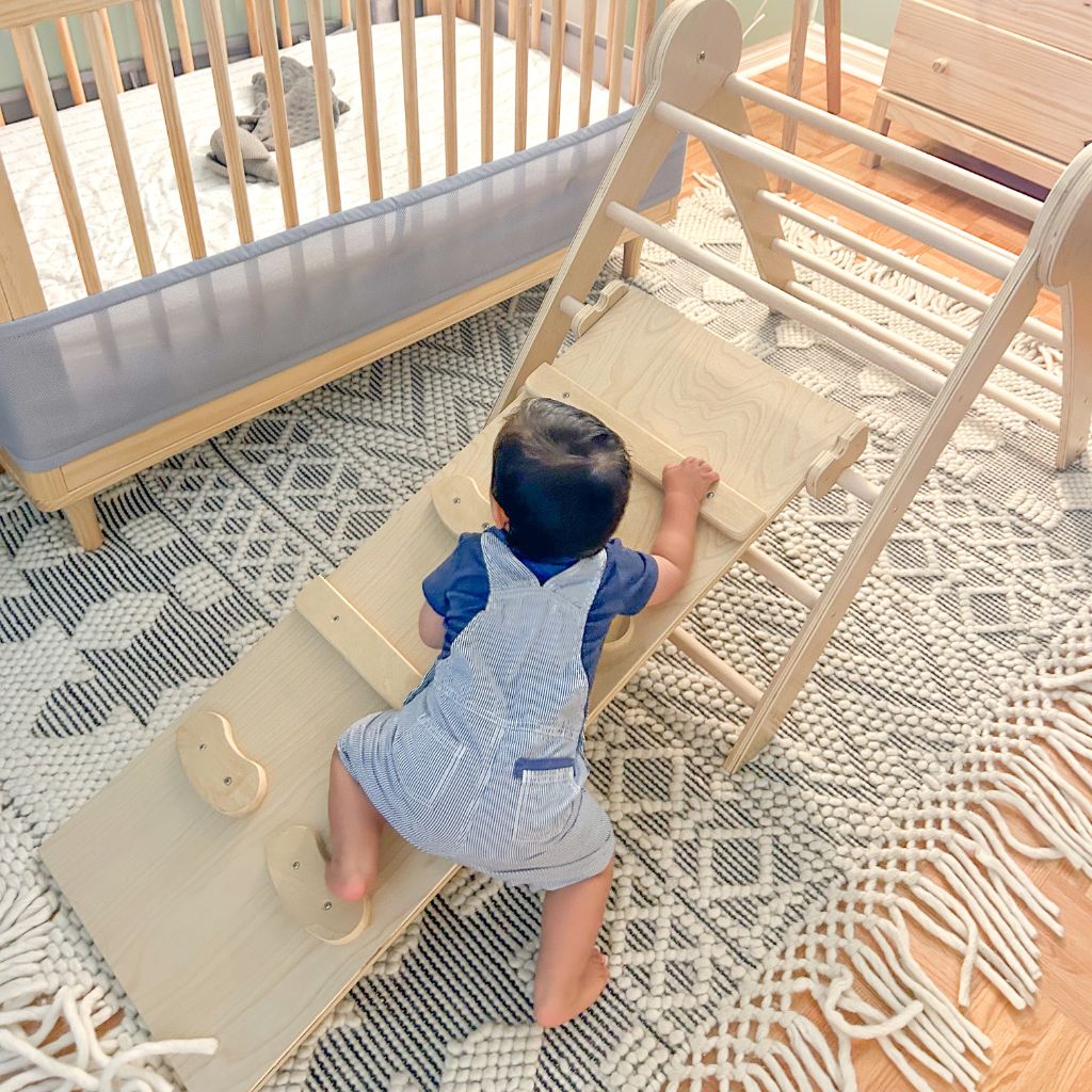 CRANBERRY CLIMBER - Montessori Wooden Triangle Climber for Kids - Shopthatapp.ca