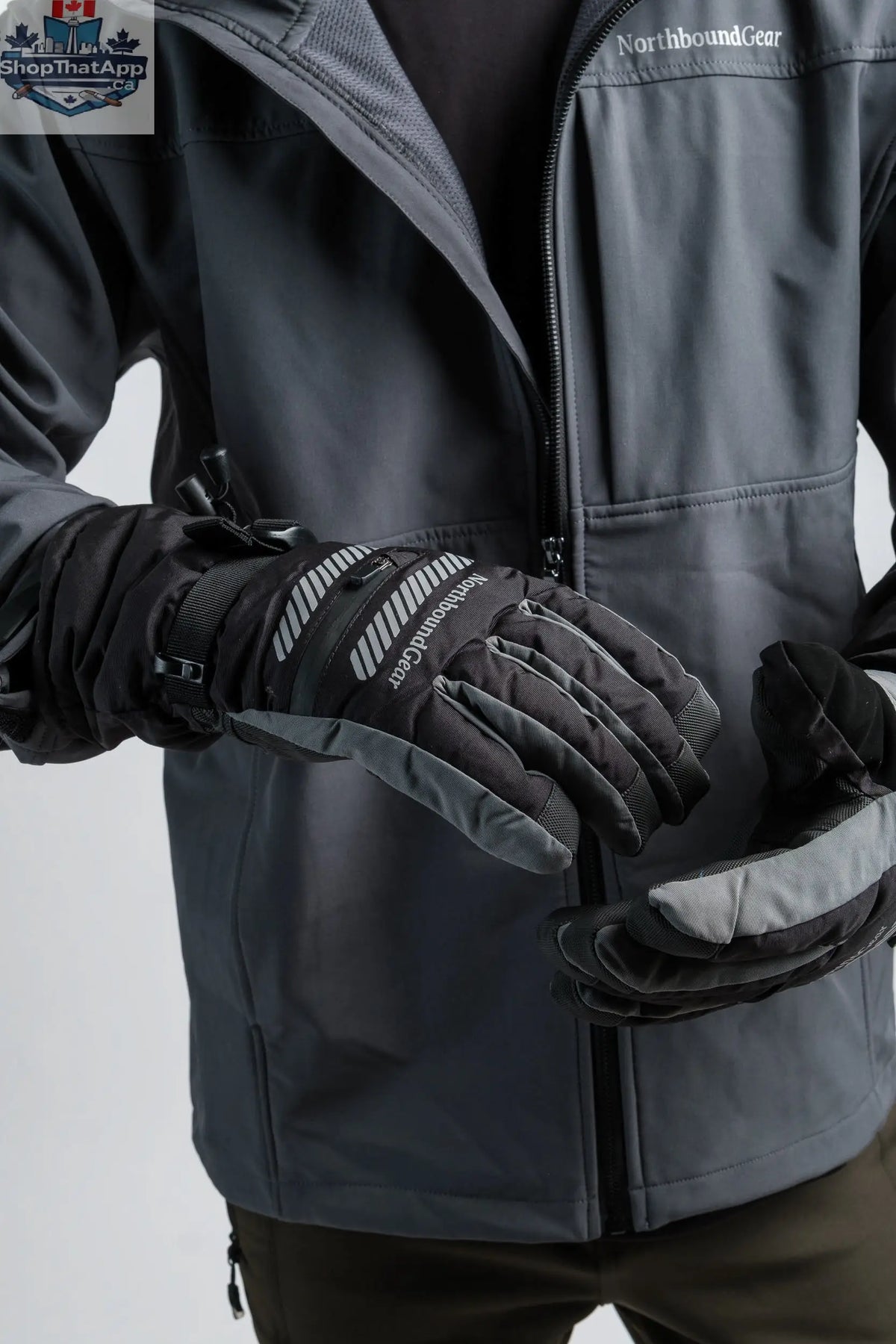 Defender 3-in-1 Touchscreen Gloves for Ultimate Protection and Versatility - Shopthatapp.ca