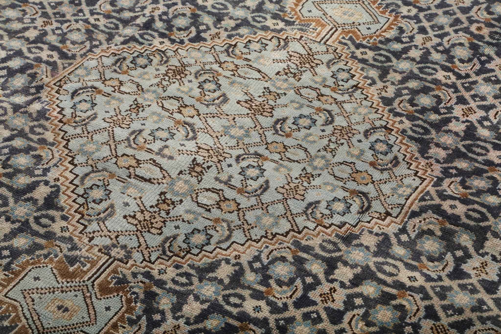 Persian Ardabil Rug | 5' 7" x 8' 2"