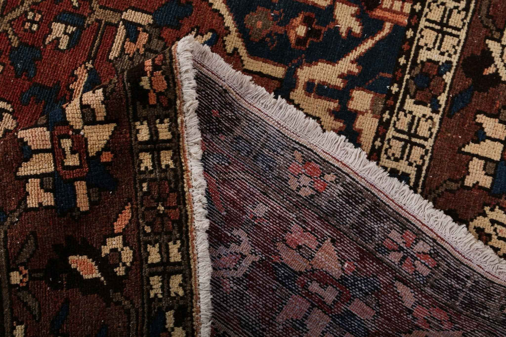 Persian Bakhtiari Rug | 9' 10" x 12' 9"