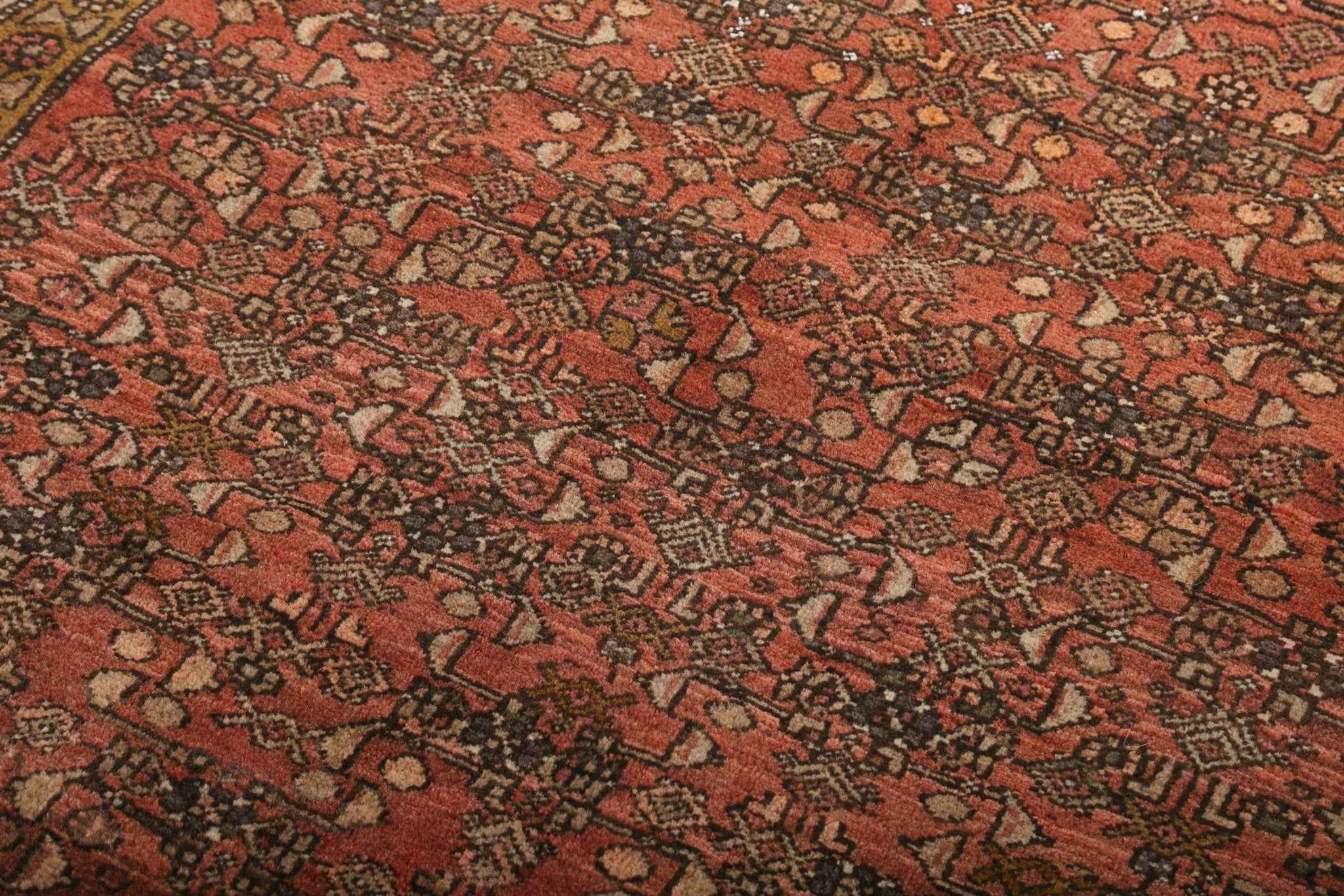 Persian Bidjar Rug | 4' 2" x 5' 9"