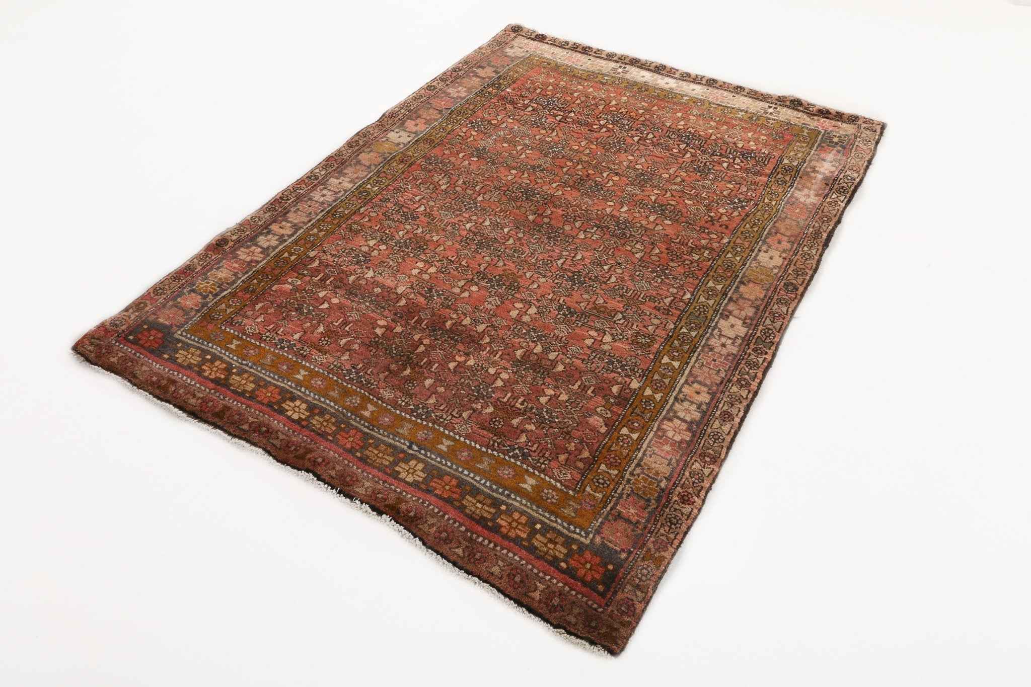 Persian Bidjar Rug | 4' 2" x 5' 9"