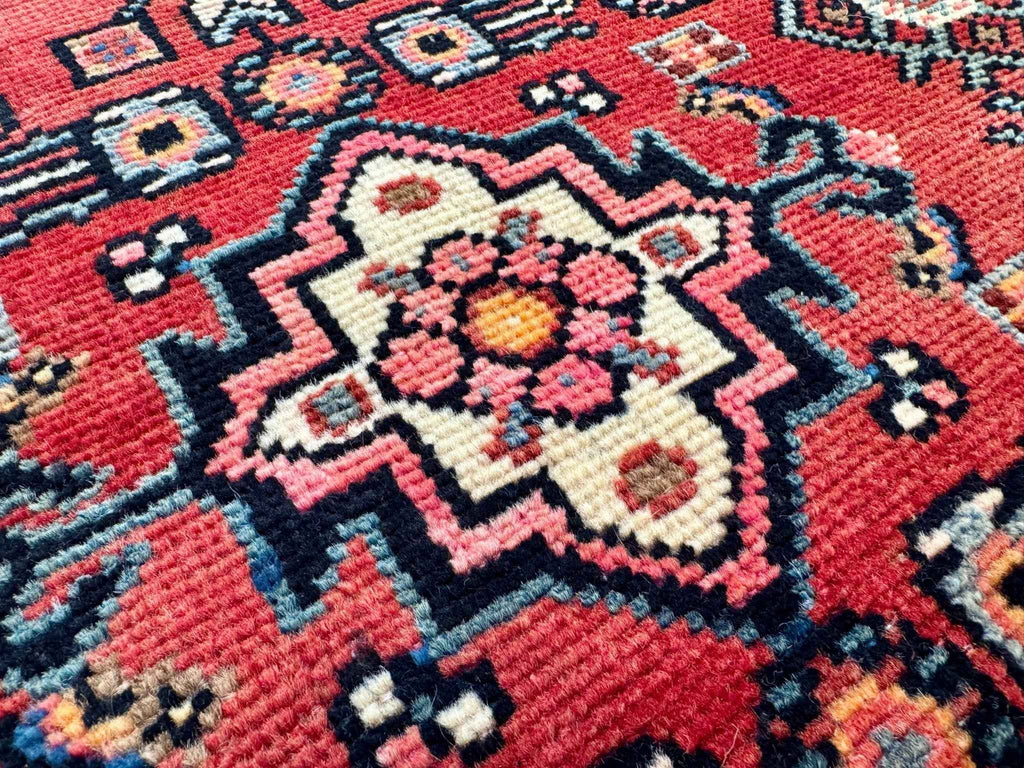 Persian Hamadan Rug | 2' 5” x 4'