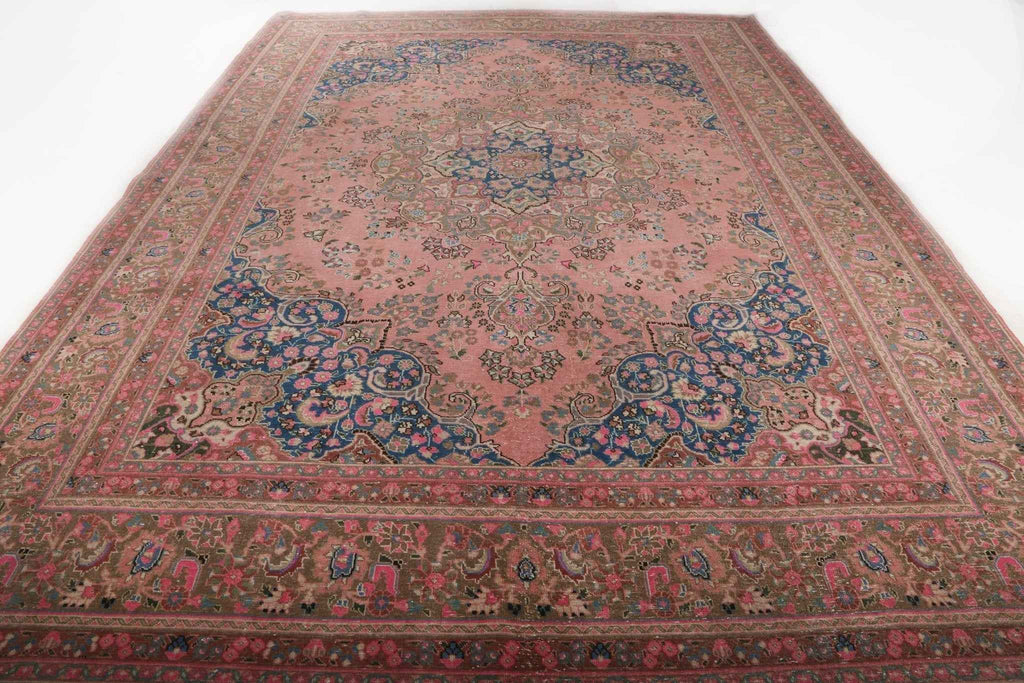 Persian Sabzevar Rug | 9' 6" x 12' 11"