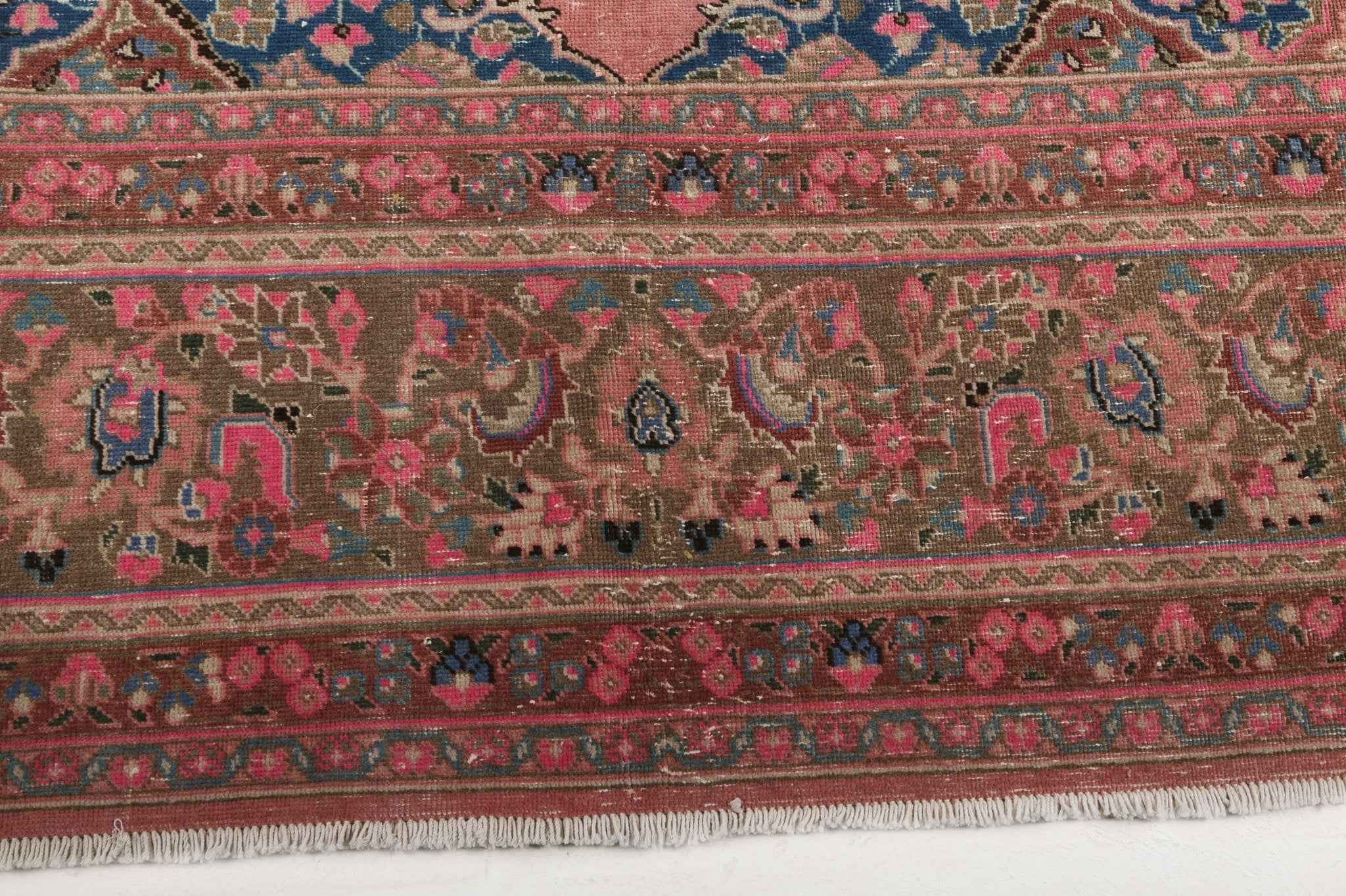 Persian Sabzevar Rug | 9' 6" x 12' 11"