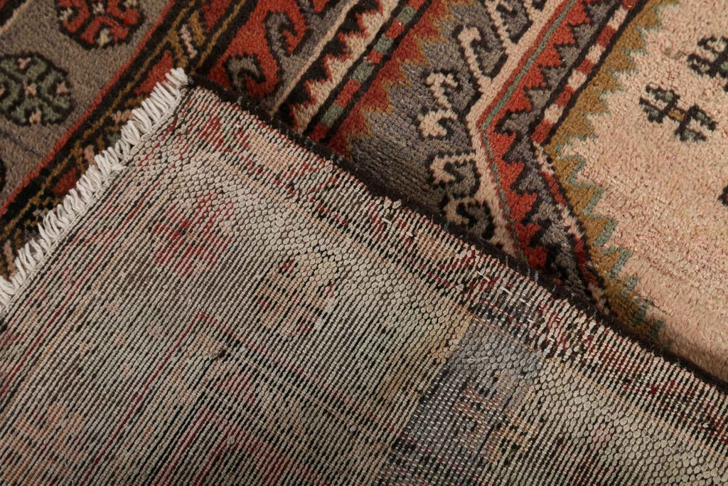 Persian Zanjan Rug | 4' 3" x 7' 10"