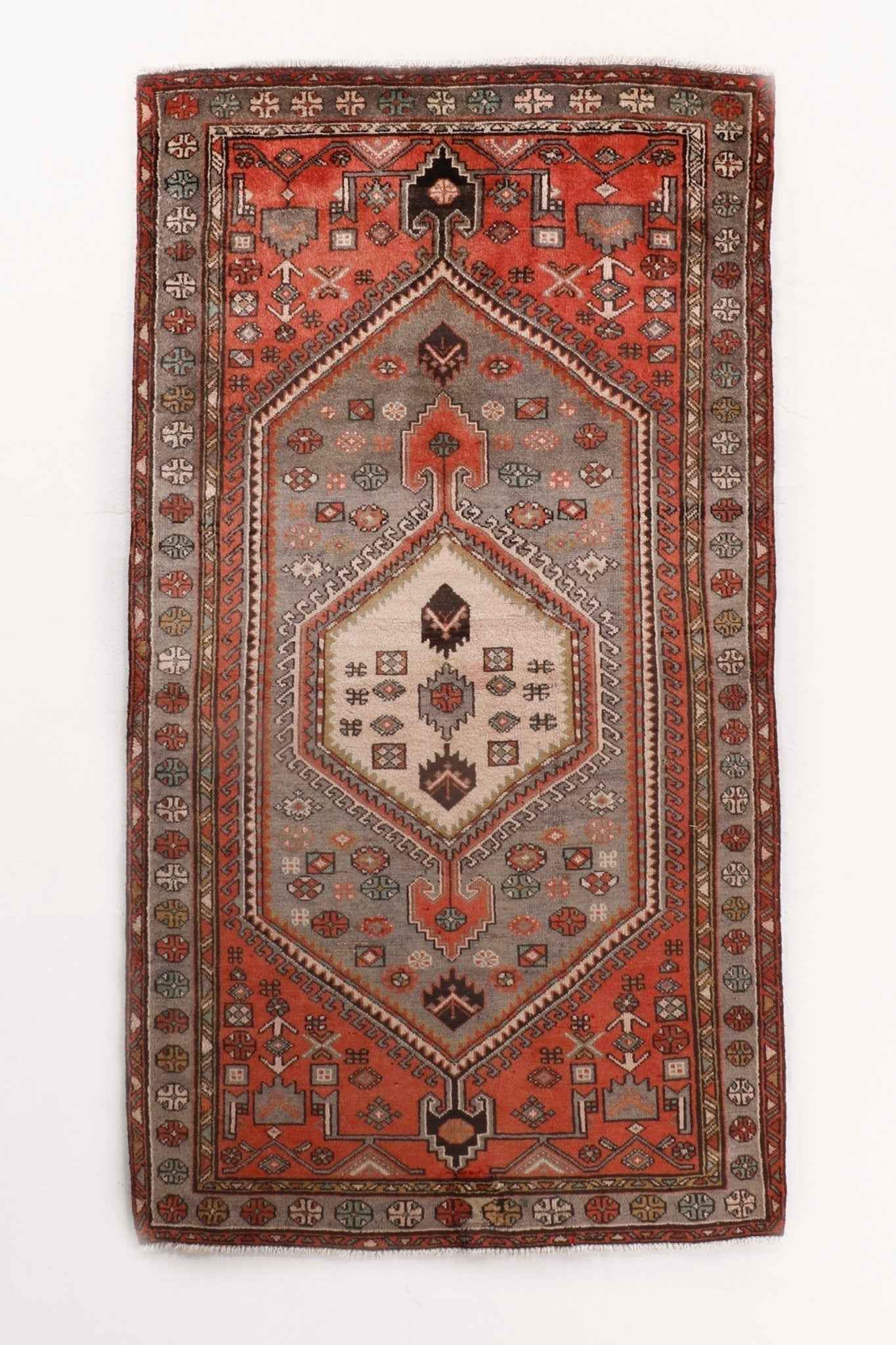 Persian Zanjan Rug | 4' 3" x 7' 10"