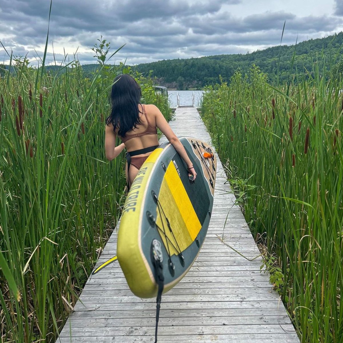 Peyto 11' - Inflatable Paddleboard - Www.Shopthatapp.ca