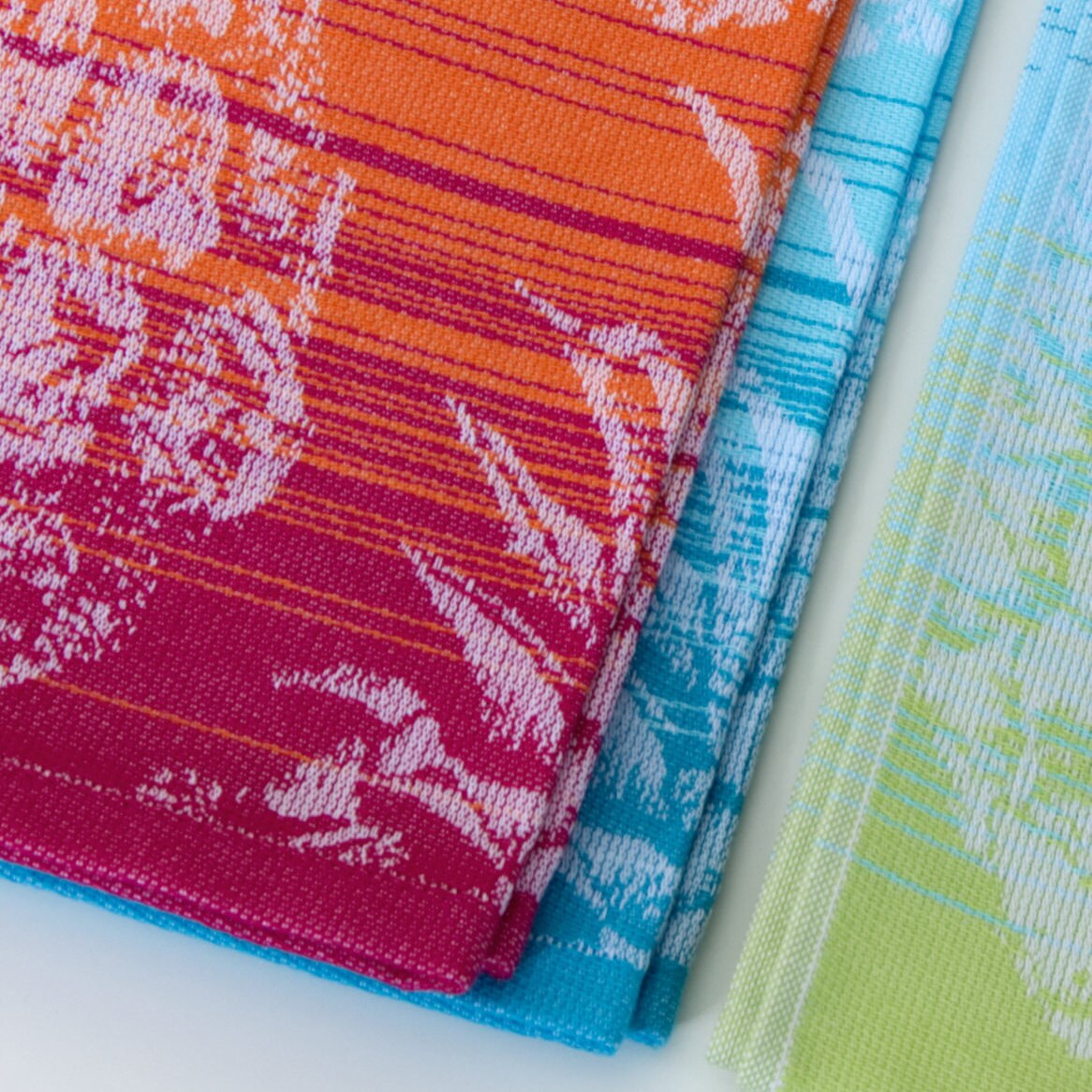 Jacquard Towels: Bath Or Kitchen - Shopthatapp.ca