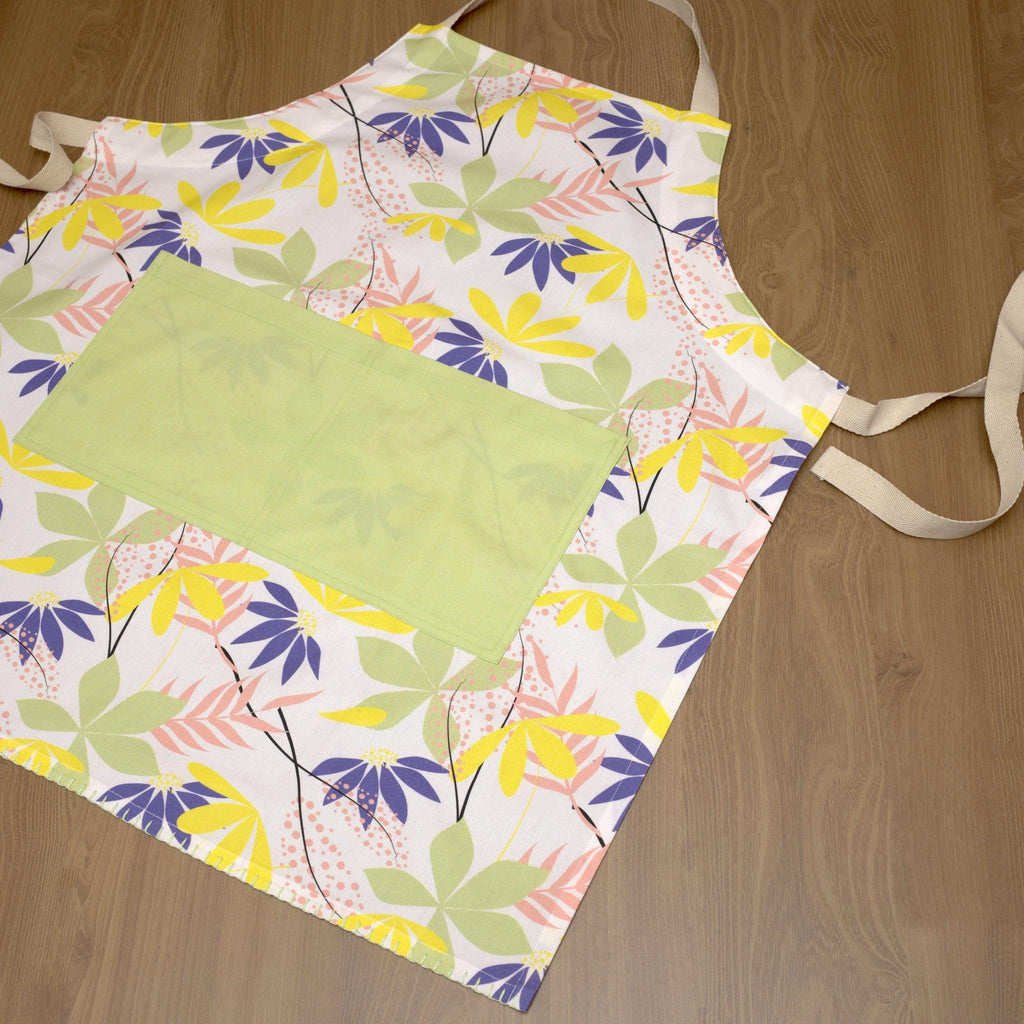 Pollen Up: An Apron That Really Fits - Shopthatapp.ca