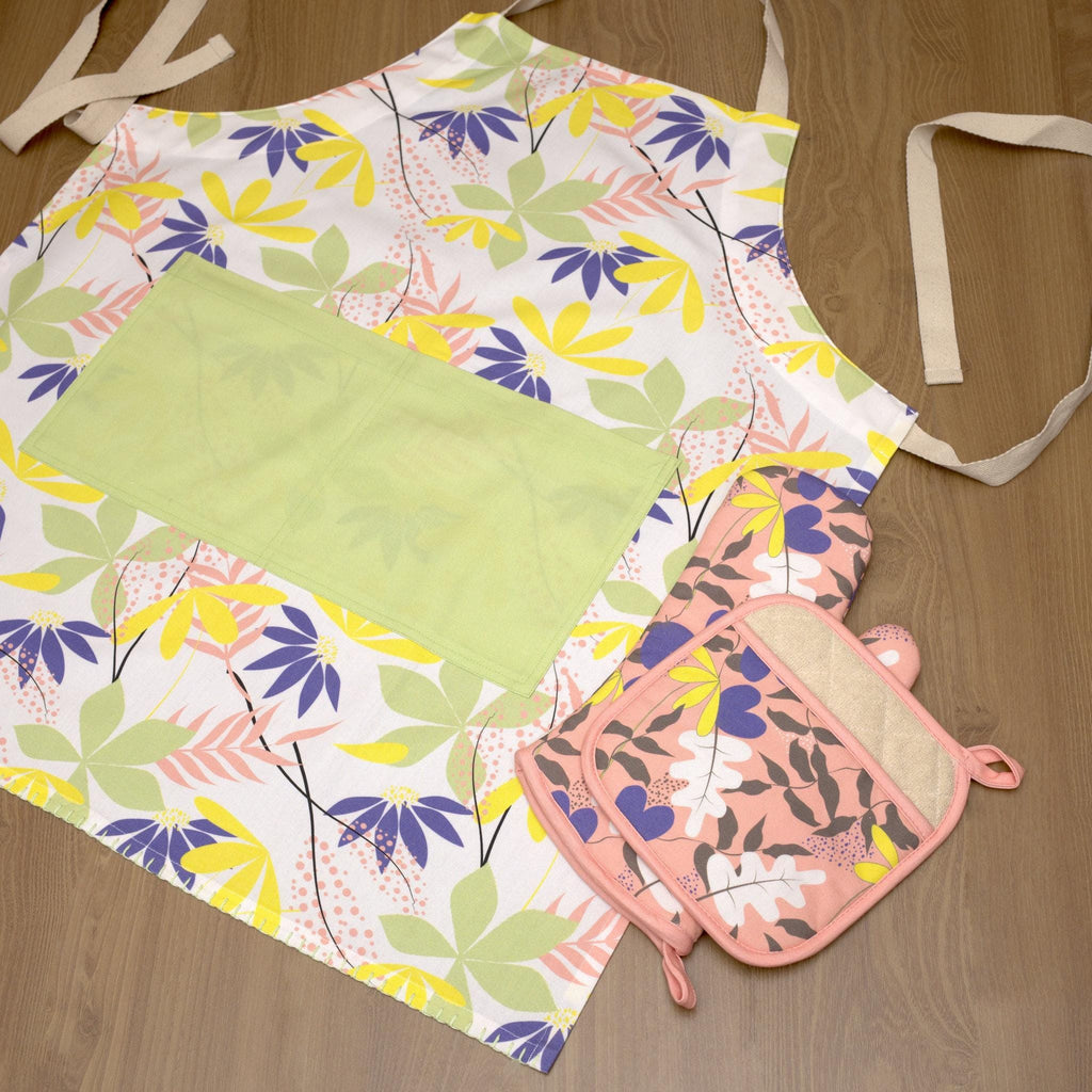 Pollen Up: An Apron That Really Fits - Shopthatapp.ca