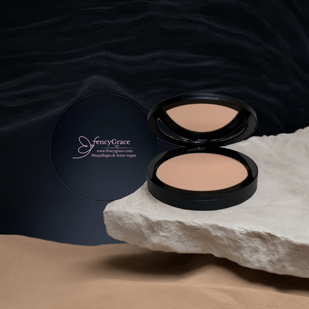 Poudre Compacte Végan Mali 103 – Fini Naturel | FencyGrace - Shopthatapp.ca